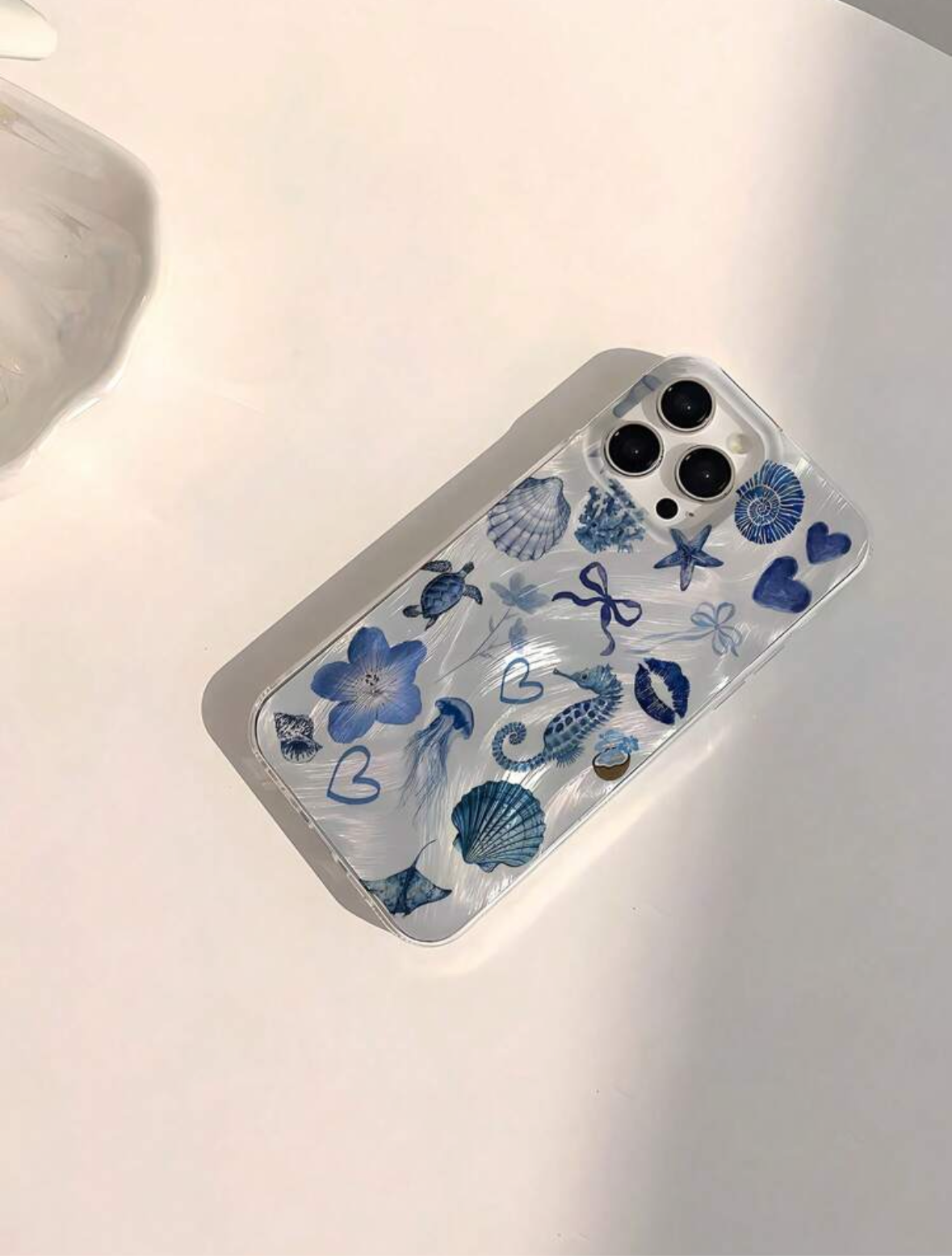 Transparant sea creatures Iphone case