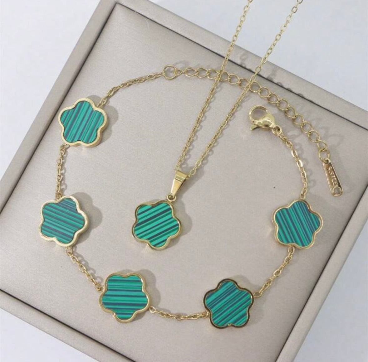 green lucky clover set bracelet & necklace
