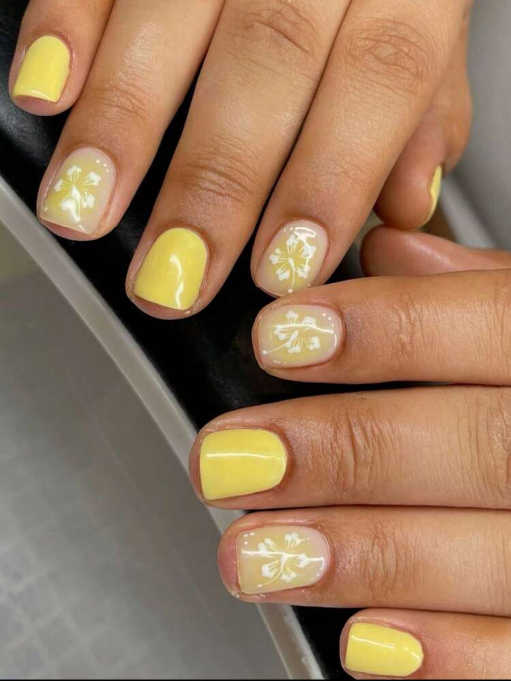 24pcs Beautiful flower stickers for women